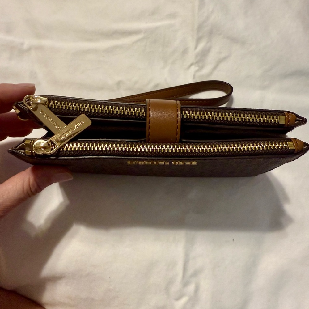 Michael Kors Gold and Brown Large Double Zip Wristlet - Picture 5 of 9